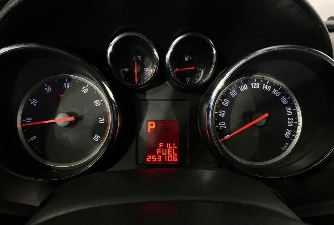 Opel Astra H Рестайлинг с пробегом 2011 года, цена 630 000 рублей, 253106 км, хэтчбек, Автокод Объявления