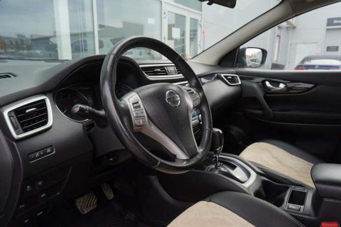 Nissan Qashqai II с пробегом 2017 года, цена 1 329 000 рублей, 127000 км, внедорожник, Автокод Объявления