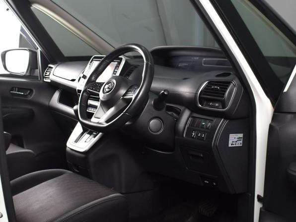 Nissan Serena V (C27) с пробегом 2016 года, цена 1 989 995 рублей, 153211 км, минивэн, Автокод Объявления