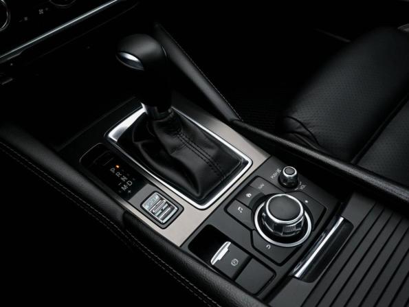Mazda 6 III (GJ) Рестайлинг с пробегом 2016 года, цена 2 118 000 рублей, 166829 км, седан, Автокод Объявления