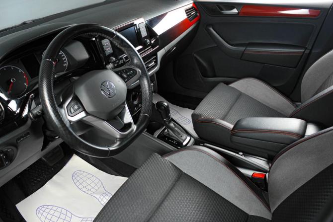 Volkswagen Polo VI с пробегом 2021 года, цена 2 079 000 рублей, 65800 км, лифтбек, Автокод Объявления