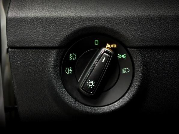 Skoda Octavia III (A7) Рестайлинг с пробегом 2018 года, цена 1 745 000 рублей, 73418 км, лифтбек, Автокод Объявления