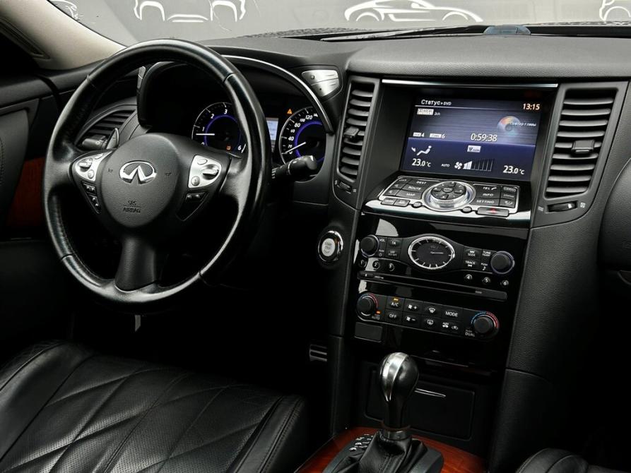 Infiniti QX70 Санкт-Петербург  - изображение 19