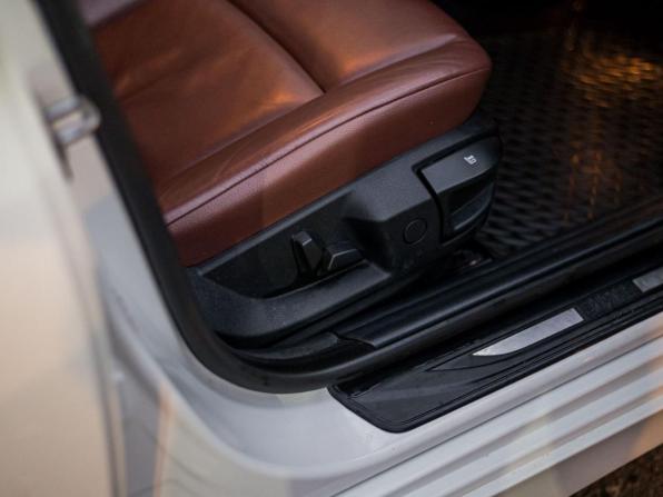 BMW 5 серии VI (F10/F11/F07) с пробегом 2013 года, цена 1 470 000 рублей, 328972 км, седан, Автокод Объявления