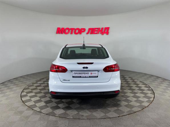 Ford Focus III Рестайлинг с пробегом 2019 года, цена 1 430 000 рублей, 61045 км, седан, Автокод Объявления