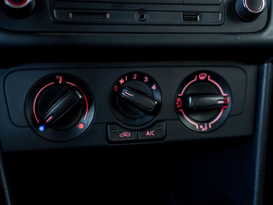 Volkswagen Polo V Рестайлинг Ростов-на-Дону  - изображение 12