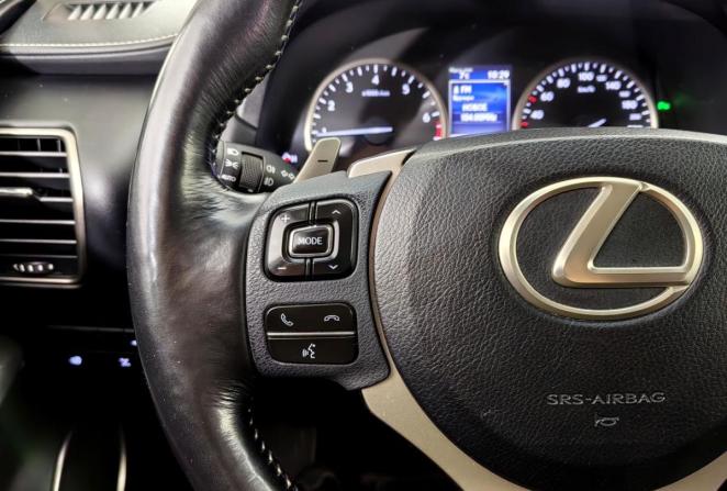Lexus NX I Рестайлинг с пробегом 2018 года, цена 2 400 000 рублей, 240697 км, внедорожник, Автокод Объявления