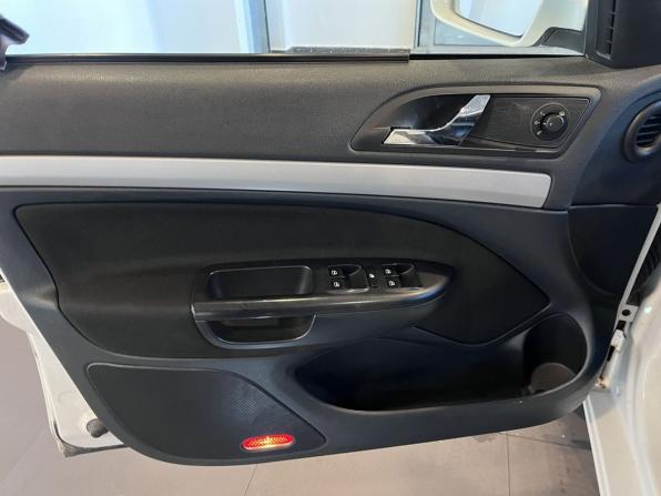 Skoda Octavia II (A5) Рестайлинг с пробегом 2013 года, цена 940 000 рублей, 125848 км, лифтбек, Автокод Объявления