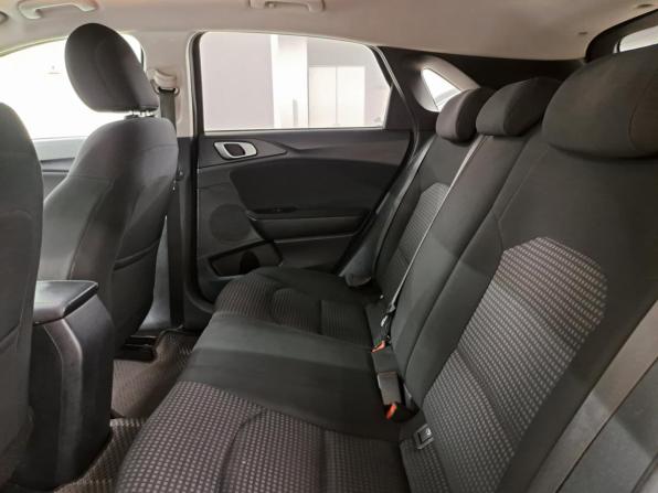 Kia Ceed III с пробегом 2018 года, цена 1 399 000 рублей, 168796 км, хэтчбек, Автокод Объявления