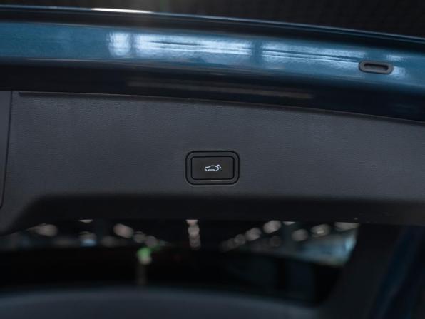 Geely Monjaro I с пробегом 2023 года, цена 2 950 000 рублей, 77488 км, внедорожник, Автокод Объявления