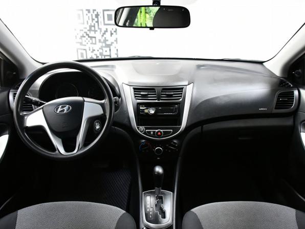 Hyundai Solaris I с пробегом 2011 года, цена 537 000 рублей, 210315 км, седан, Автокод Объявления