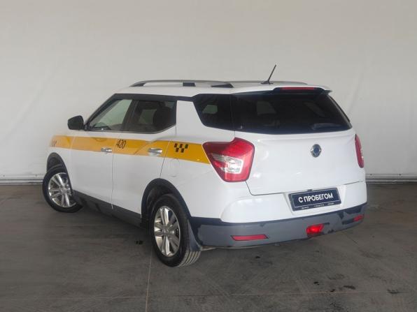 SsangYong Tivoli I с пробегом 2016 года, цена 890 000 рублей, 273706 км, внедорожник, Автокод Объявления
