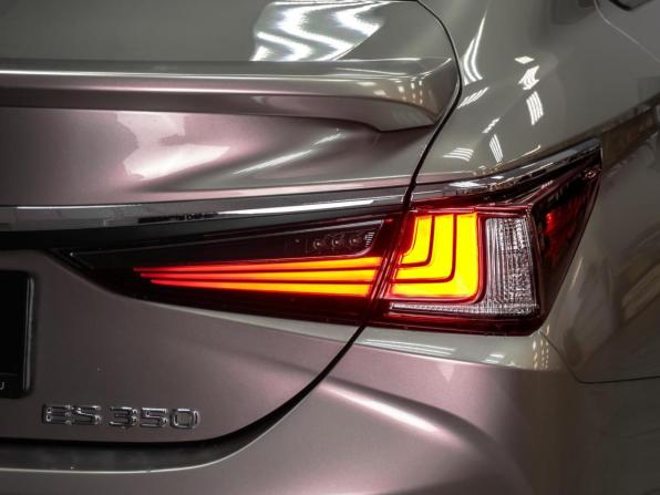 Lexus ES VII с пробегом 2020 года, цена 4 029 000 рублей, 53283 км, седан, Автокод Объявления