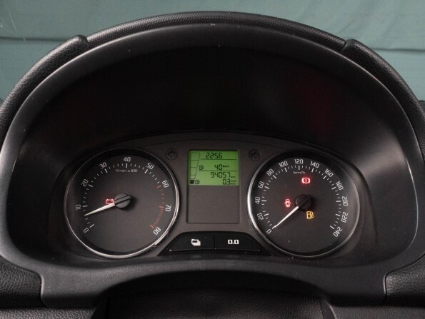 Skoda Fabia II Рестайлинг с пробегом 2010 года, цена 699 000 рублей, 94057 км, хэтчбек, Автокод Объявления