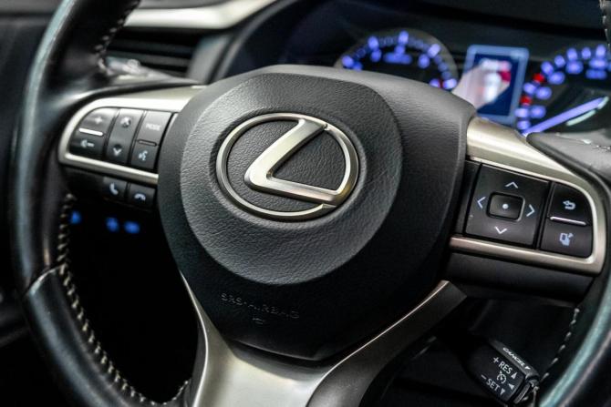Lexus RX IV с пробегом 2018 года, цена 3 575 000 рублей, 156670 км, внедорожник, Автокод Объявления
