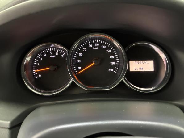 Renault Logan II с пробегом 2015 года, цена 625 000 рублей, 93000 км, седан, Автокод Объявления