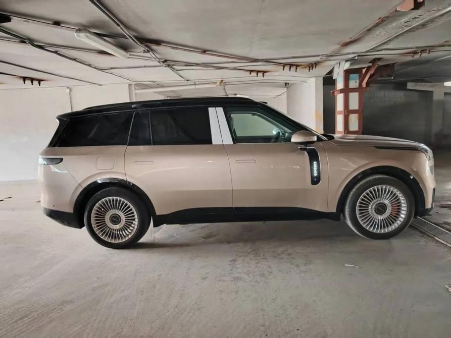 Lynk &amp; Co 900 Москва  - изображение 6