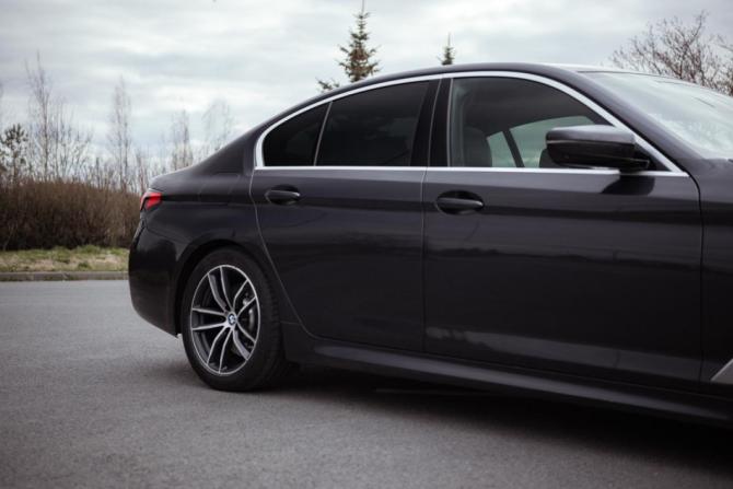 BMW 5 серии VII (G30/G31/G38) Рестайлинг с пробегом 2021 года, цена 4 279 700 рублей, 122414 км, седан, Автокод Объявления