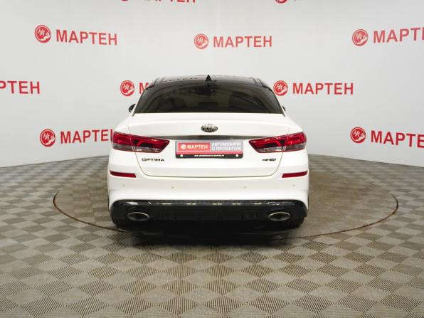 Kia Optima IV Рестайлинг с пробегом 2018 года, цена 1 780 000 рублей, 211855 км, седан, Автокод Объявления
