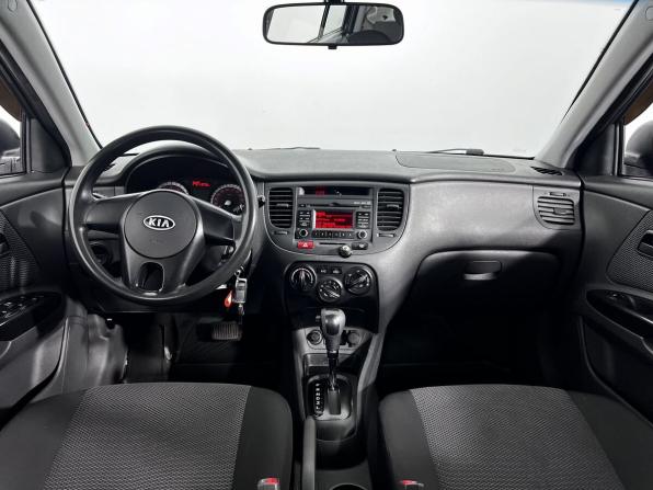 Kia Rio II Рестайлинг с пробегом 2011 года, цена 650 000 рублей, 211866 км, хэтчбек, Автокод Объявления