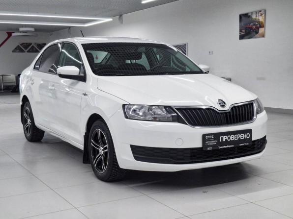 Skoda Rapid I Рестайлинг с пробегом 2018 года, цена 983 000 рублей, 89678 км, лифтбек, Автокод Объявления
