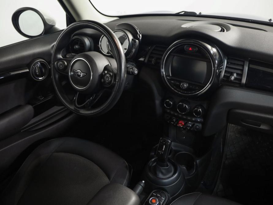 Mini Hatch III (F55/F56) Рестайлинг Санкт-Петербург  - изображение 9