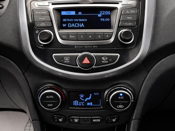 Hyundai Solaris I Рестайлинг с пробегом 2015 года, цена 937 000 рублей, 136568 км, седан, Автокод Объявления