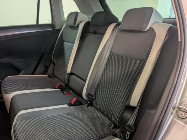 Volkswagen Tiguan II с пробегом 2019 года, цена 2 190 000 рублей, 134997 км, внедорожник, Автокод Объявления