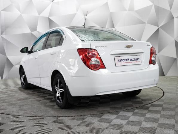 Chevrolet Aveo II с пробегом 2015 года, цена 561 000 рублей, 165000 км, седан, Автокод Объявления
