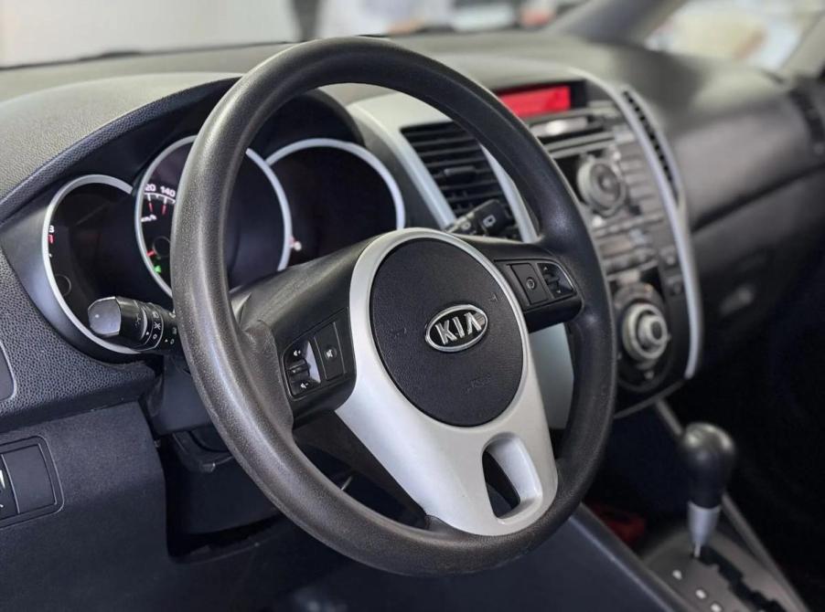 Kia Venga I Шахты  - изображение 11