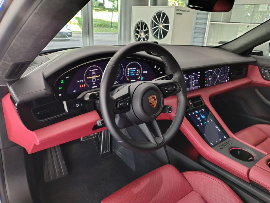 Porsche Taycan I Москва  - изображение 8