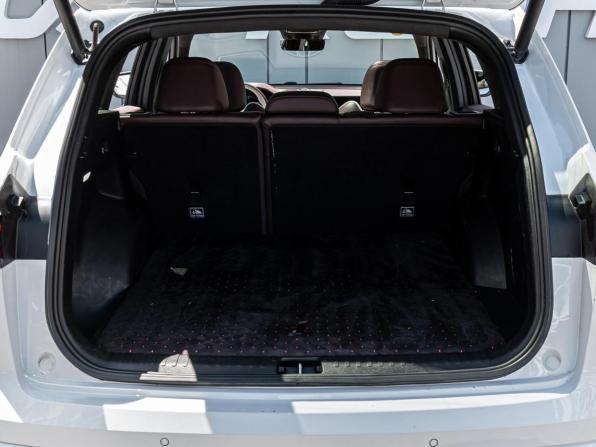 Geely Monjaro I с пробегом 2023 года, цена 2 740 000 рублей, 85747 км, внедорожник, Автокод Объявления
