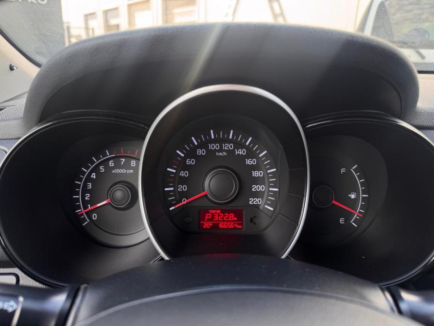 Kia Rio III Рестайлинг Воронеж  - изображение 7