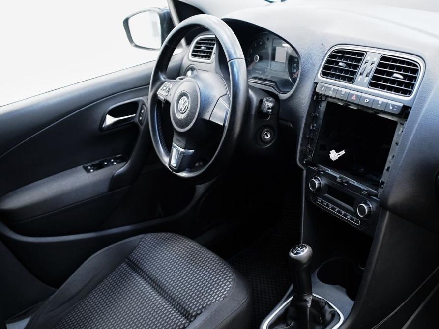 Volkswagen Polo V Самара  - изображение 13