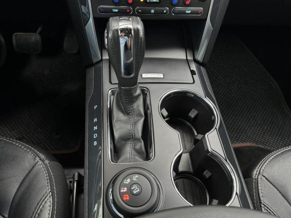 Ford Explorer V Рестайлинг 2 с пробегом 2018 года, цена 3 099 000 рублей, 80950 км, внедорожник, Автокод Объявления