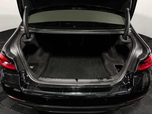 BMW 5 серии VII (G30/G31/G38) Рестайлинг с пробегом 2021 года, цена 4 235 000 рублей, 63000 км, седан, Автокод Объявления