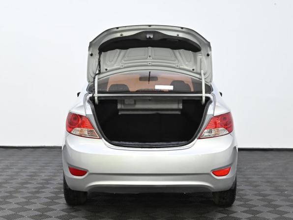 Hyundai Solaris I с пробегом 2013 года, цена 899 000 рублей, 140000 км, седан, Автокод Объявления