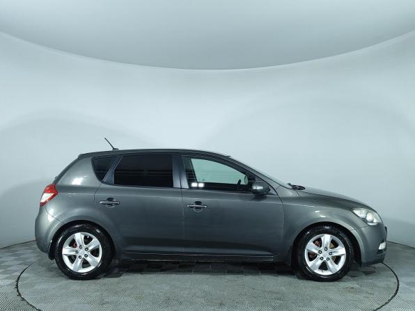 Kia Ceed I Рестайлинг с пробегом 2012 года, цена 580 000 рублей, 223932 км, хэтчбек, Автокод Объявления