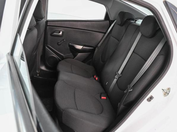 Kia Rio III Рестайлинг с пробегом 2016 года, цена 1 280 000 рублей, 116154 км, седан, Автокод Объявления