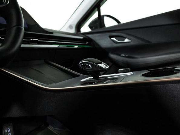Omoda C5 I Рестайлинг с пробегом 2024 года, цена 1 999 700 рублей, 14559 км, внедорожник, Автокод Объявления