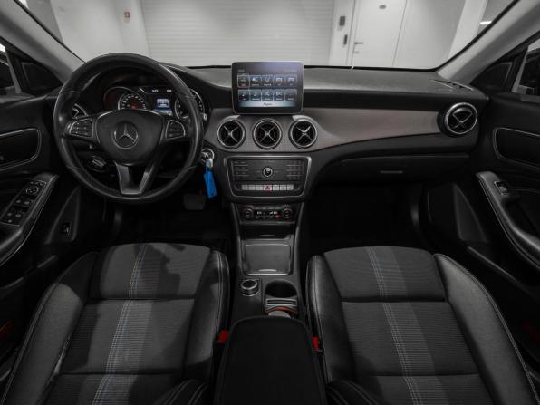 Mercedes-Benz CLA I (C117 X117) Рестайлинг с пробегом 2018 года, цена 1 745 000 рублей, 132952 км, седан, Автокод Объявления
