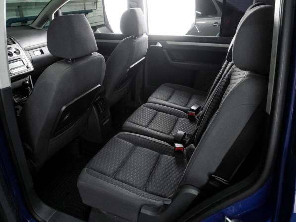 Volkswagen Touran I Рестайлинг с пробегом 2007 года, цена 919 000 рублей, 192890 км, компактвэн, Автокод Объявления