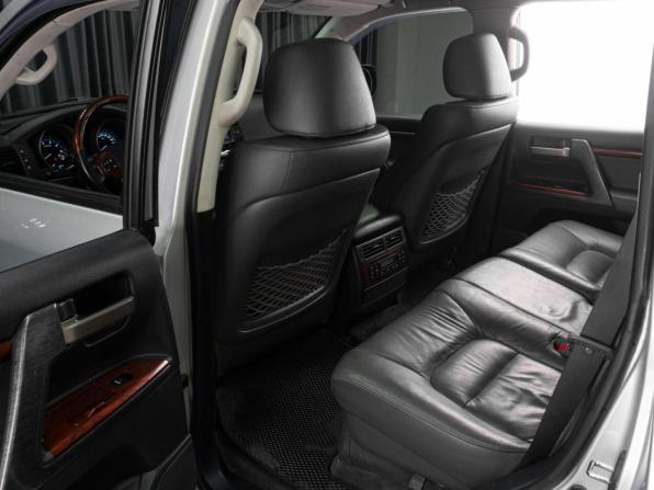 Toyota Land Cruiser 200 Series с пробегом 2007 года, цена 2 849 000 рублей, 374117 км, внедорожник, Автокод Объявления