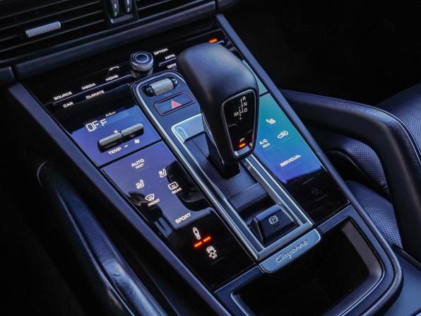 Porsche Cayenne III с пробегом 2018 года, цена 5 380 000 рублей, 130684 км, внедорожник, Автокод Объявления