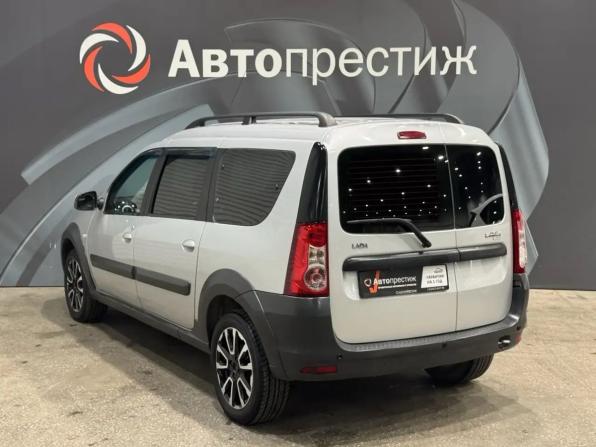 Lada (ВАЗ) Largus I с пробегом 2018 года, цена 820 000 рублей, 144198 км, универсал, Автокод Объявления