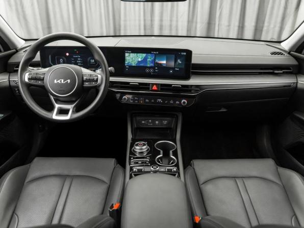 Kia K5 III Рестайлинг с пробегом 2024 года, цена 3 700 000 рублей, 24943 км, седан, Автокод Объявления