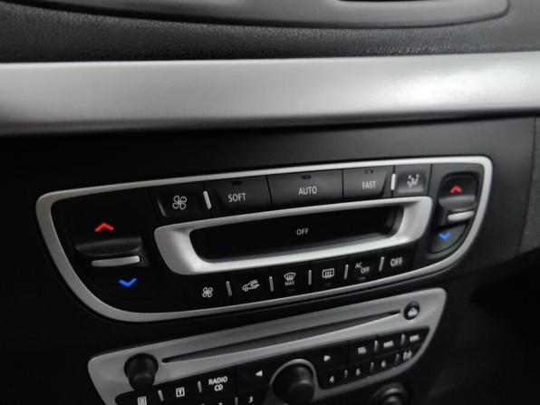 Renault Fluence I с пробегом 2012 года, цена 649 000 рублей, 168121 км, седан, Автокод Объявления