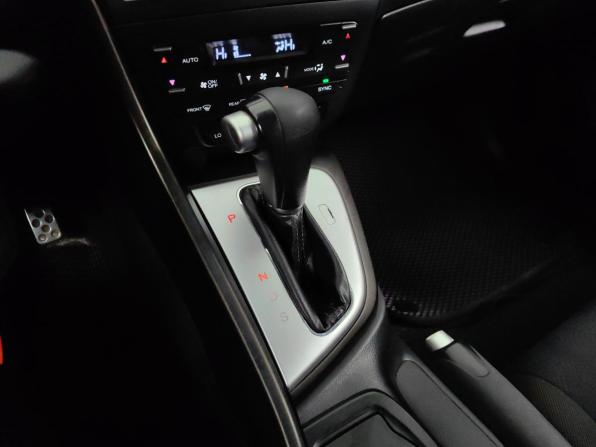Honda Civic IX с пробегом 2012 года, цена 799 000 рублей, 202184 км, хэтчбек, Автокод Объявления