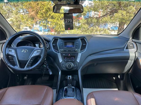 Hyundai Santa Fe III Рестайлинг с пробегом 2017 года, цена 2 129 000 рублей, 186536 км, внедорожник, Автокод Объявления