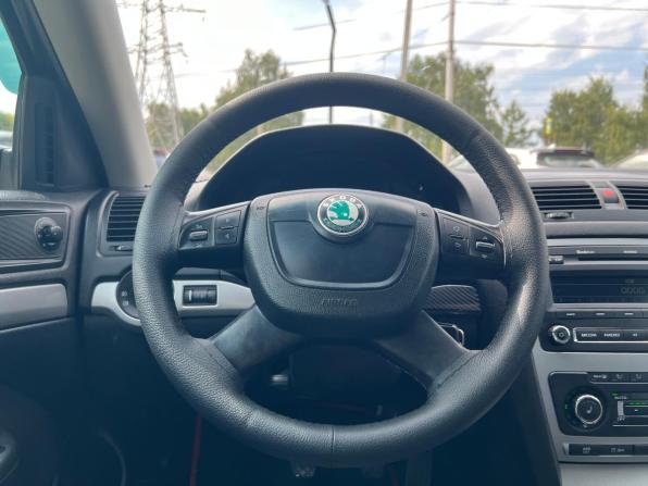 Skoda Octavia II (A5) Рестайлинг с пробегом 2010 года, цена 718 000 рублей, 181414 км, лифтбек, Автокод Объявления